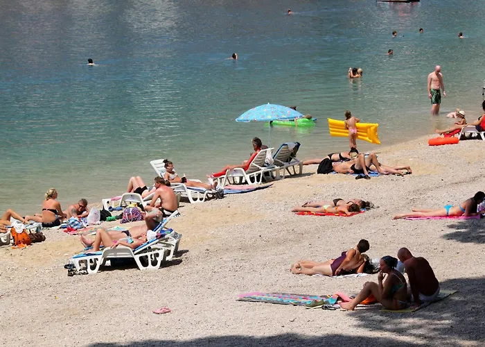 And With Parking Space - 6644