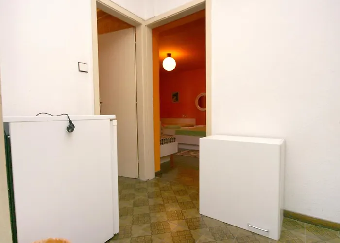 And With Parking Space - 6644 3* 马卡尔斯卡