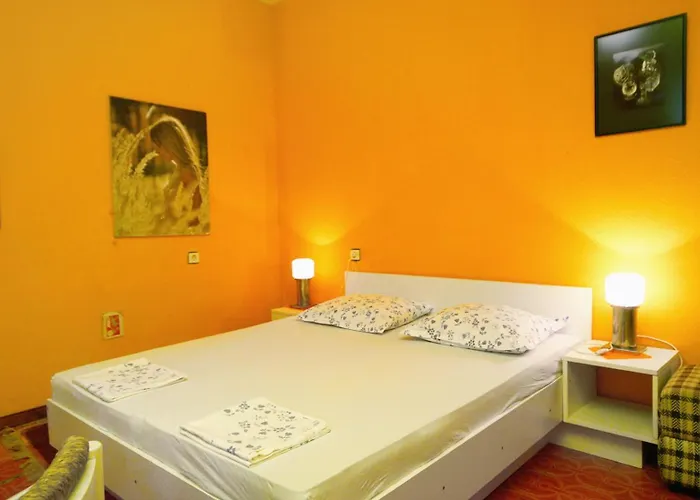 And With Parking Space - 6644 Pensionat 3*