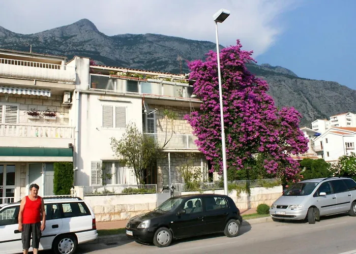 And With Parking Space - 6644 Makarska
