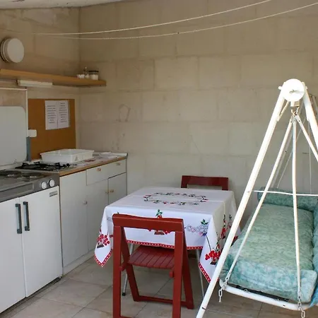 Pensionat And With Parking Space - 6644 Makarska