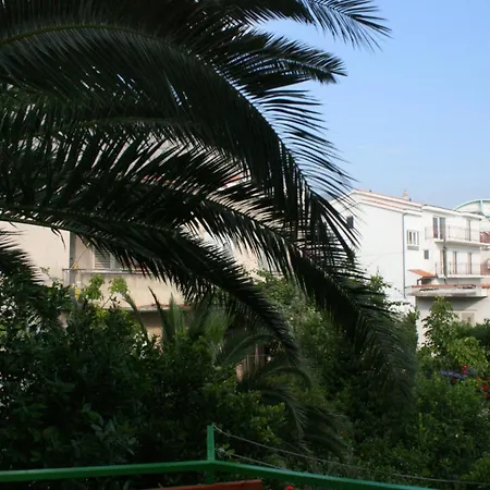 And With Parking Space - 6644 3* Makarska